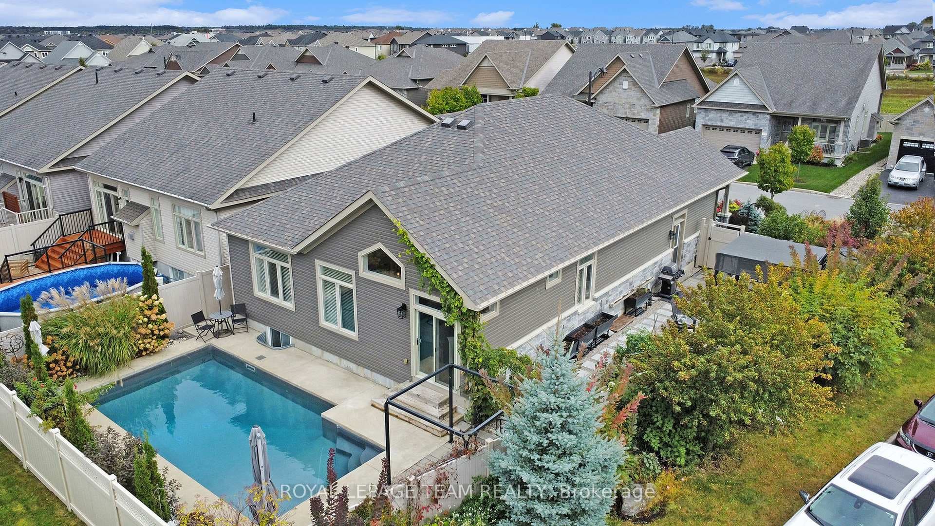 118 ELFIN Grove photo 29