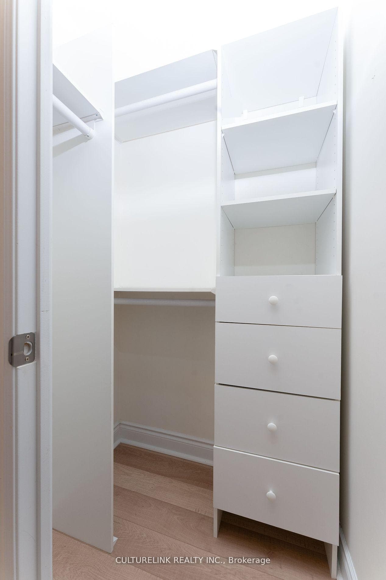 28 Ted Rogers Way Unit 3207 photo 12