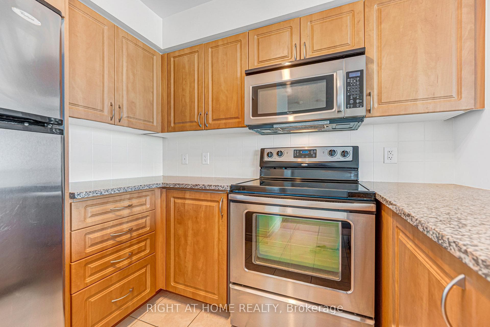 208 Enfield Place Unit #2902 photo 14