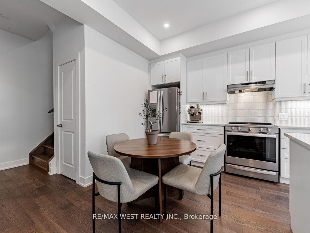 9580 Islington Avenue Unit U233 photo 6