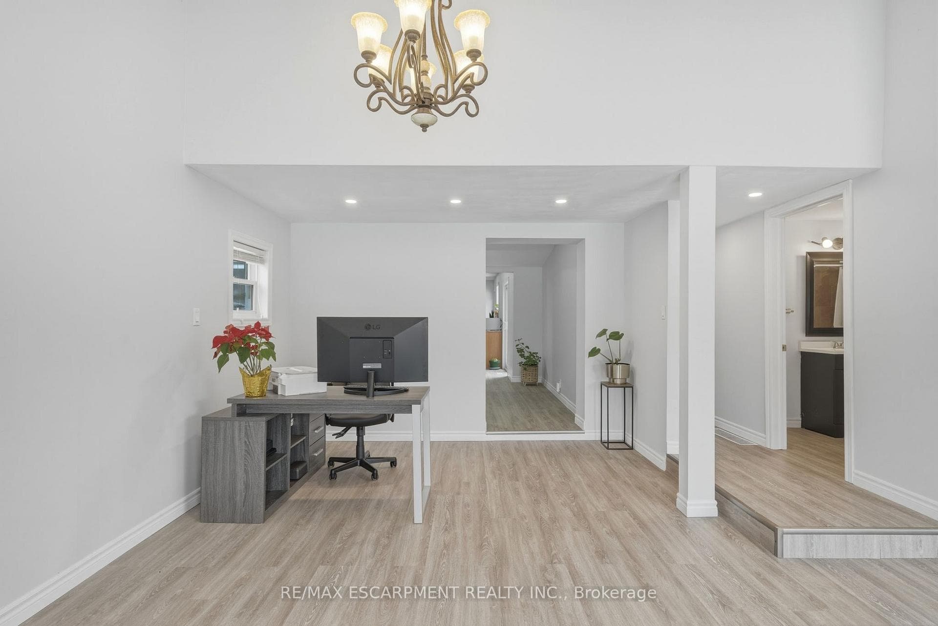 1412 Mcdowell Road photo 4