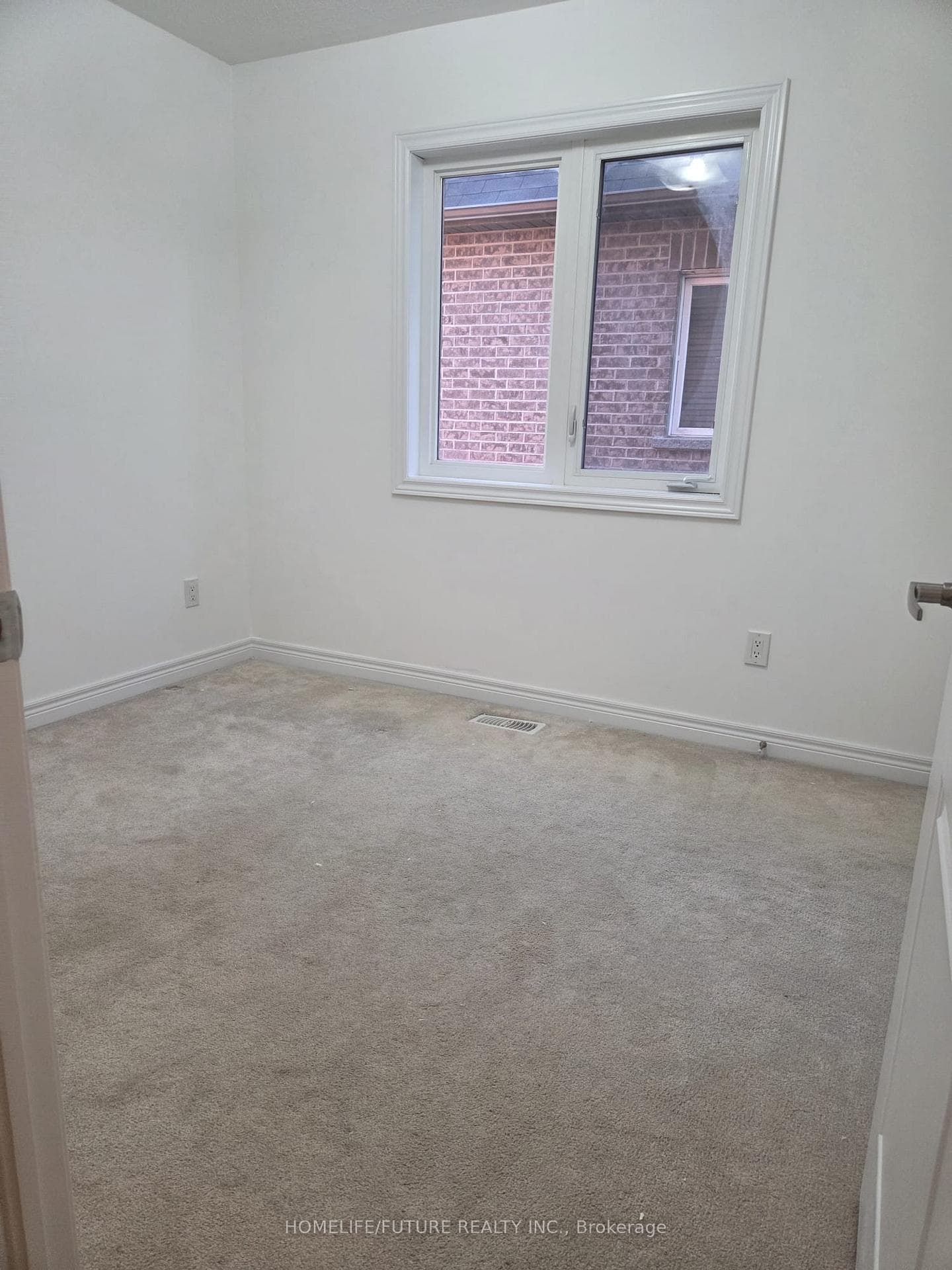 94 Cathedral Drive photo 12
