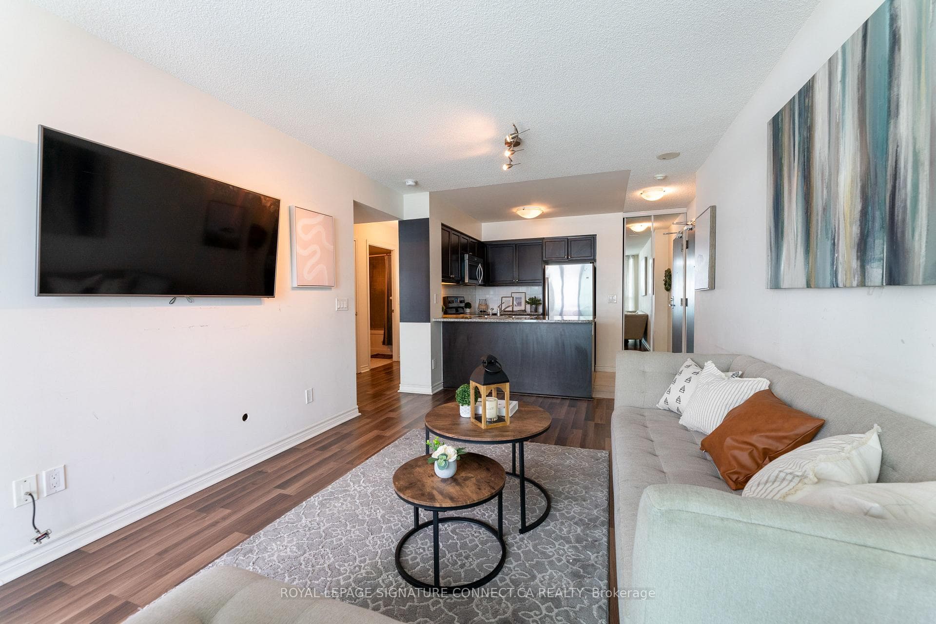19 Grand Trunk Crescent Unit 3707 photo 8