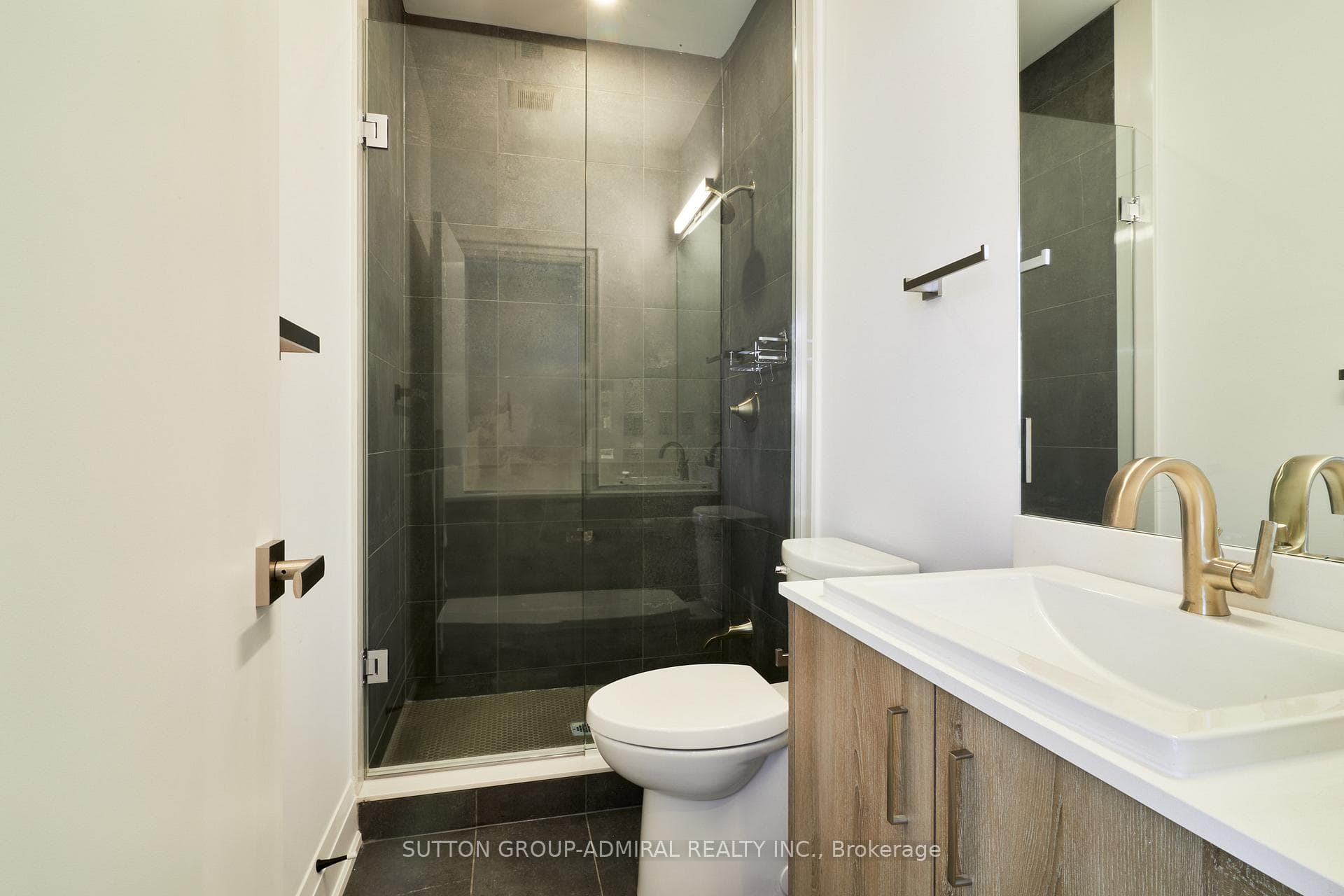 18 Direzze Court photo 21