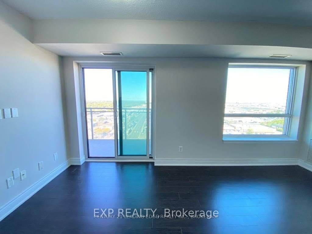 215 Queen Street Unit 1610 photo 14