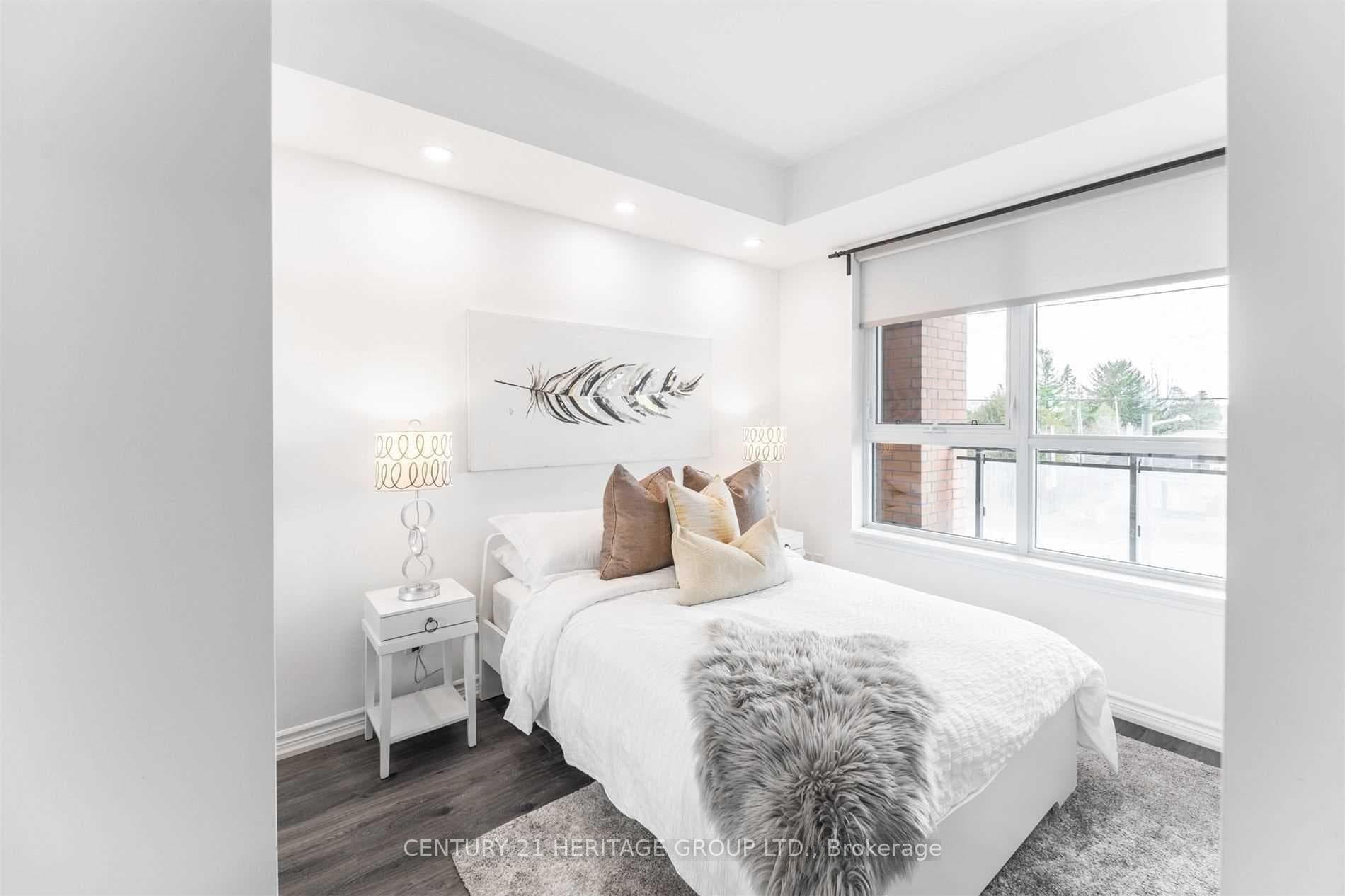 11611 Yonge Street Unit 319 photo 10