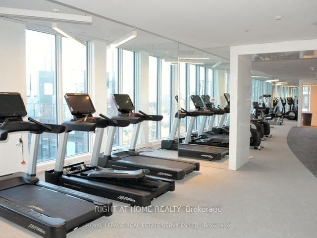 251 Jarvis Street Unit 1126 photo 9