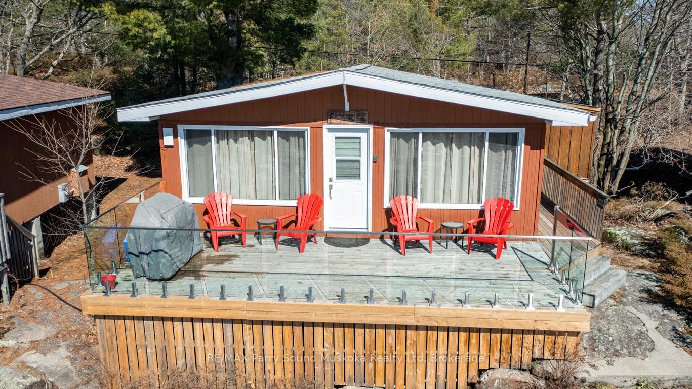 Turnkey 2 bedroom cottage condo