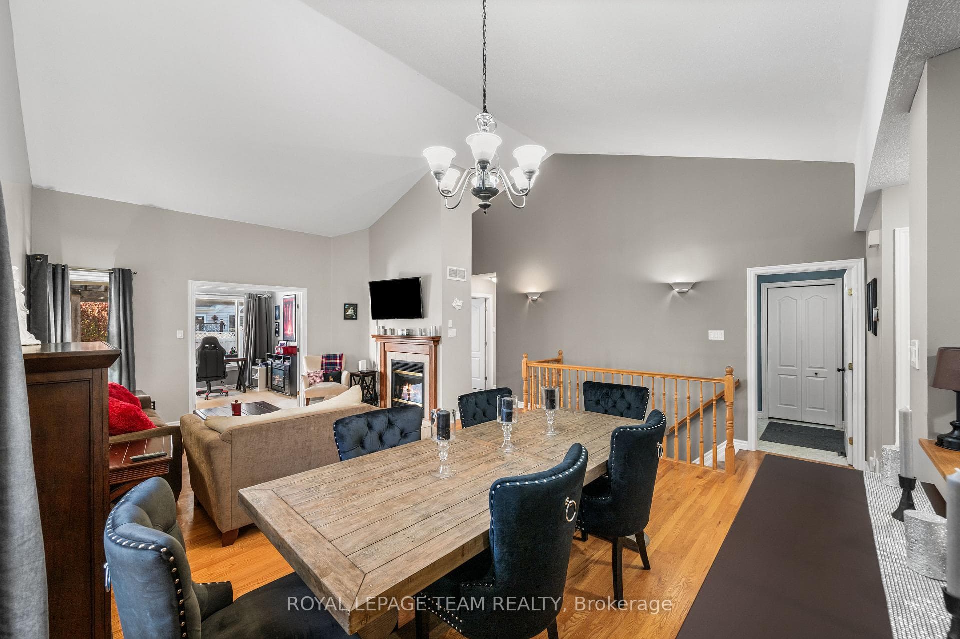 16 Spinney Way photo 12