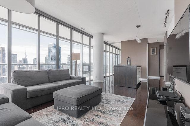 33 Charles Street Unit 2903 photo 7