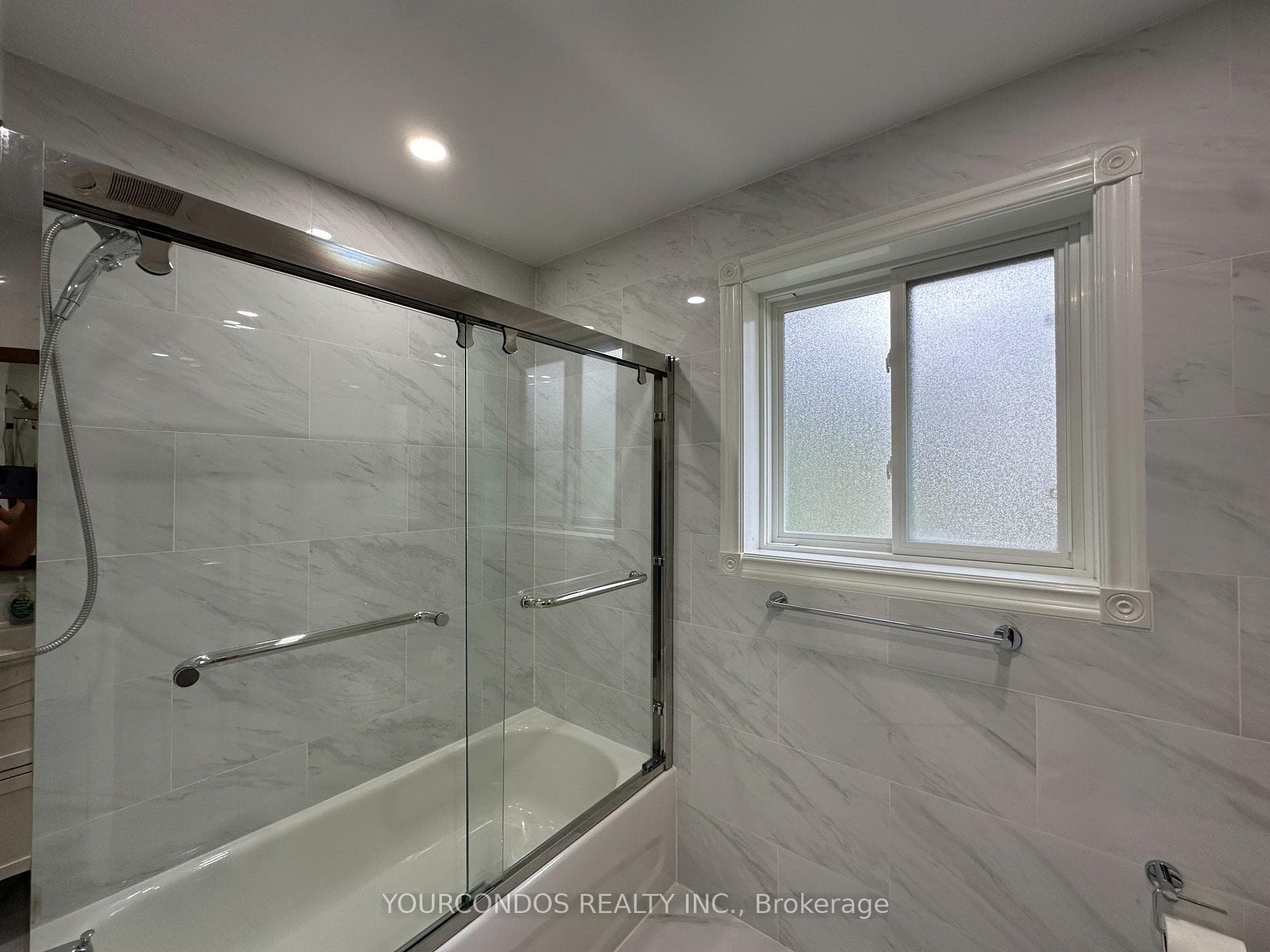 65 Rameau Drive Unit 109 photo 15