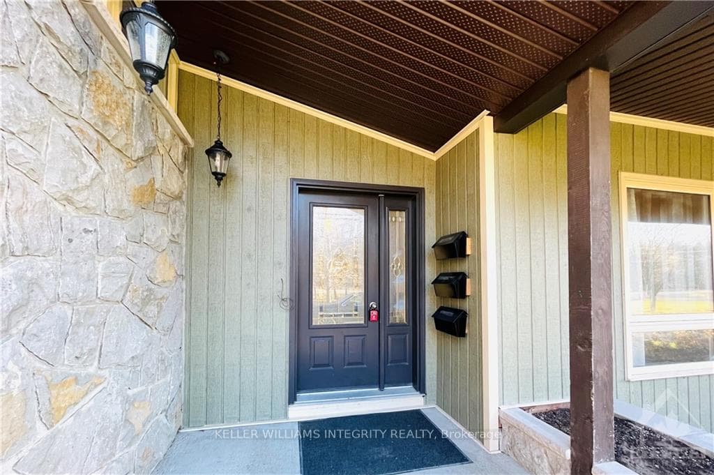 4700 FALLOWFIELD Road photo 3