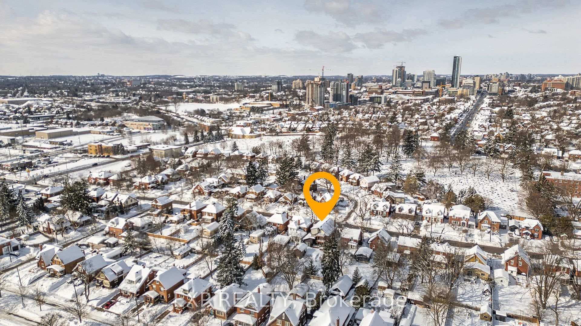 77 Borden Avenue photo 46