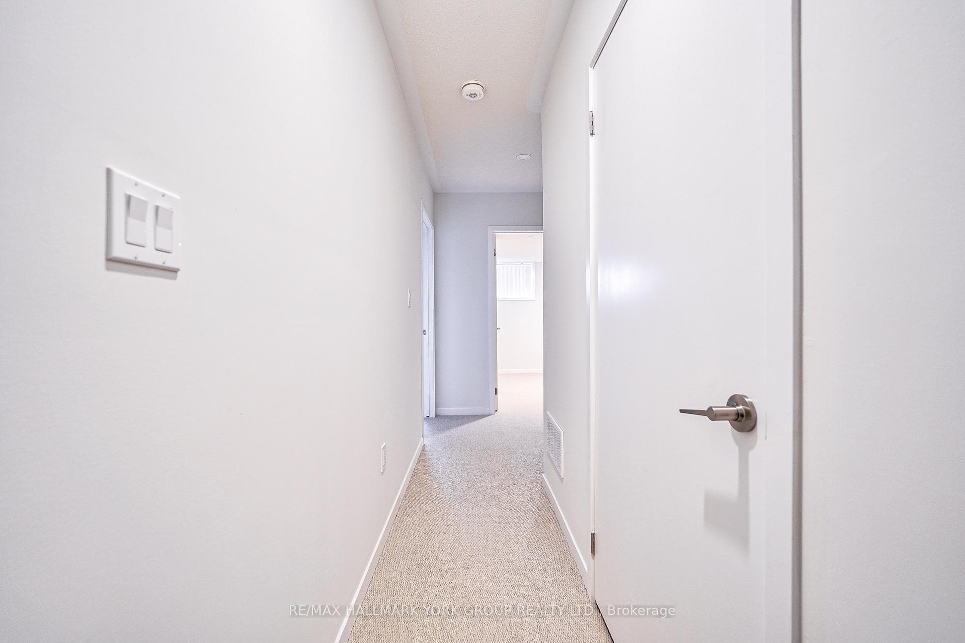 151 Honeycrisp Crescent Unit 180 photo 19