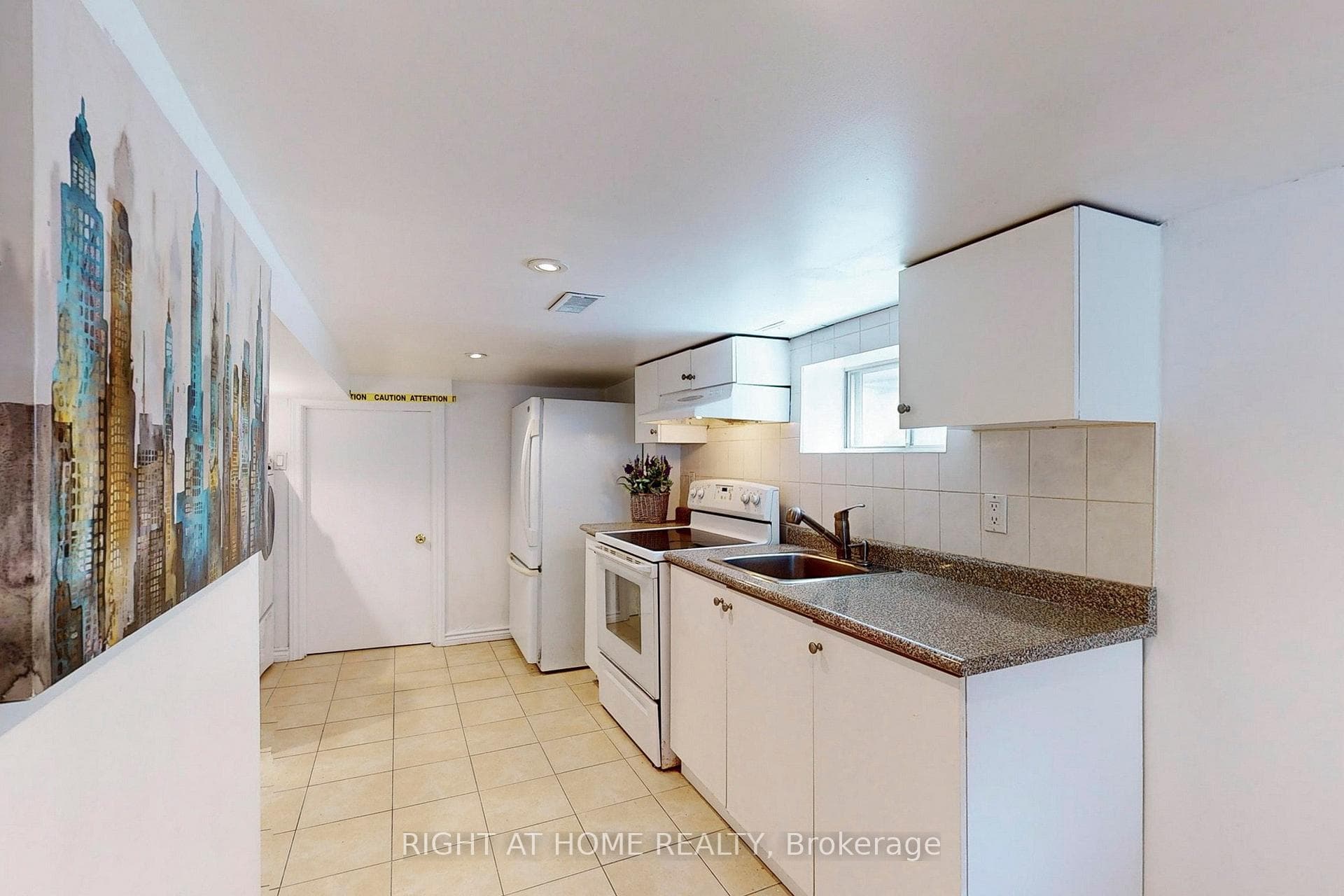 272 Jones Avenue photo 25