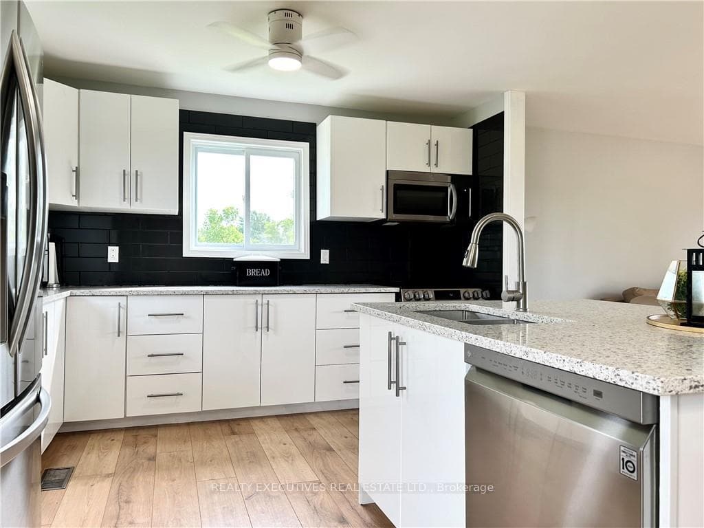 12364 BAKER Road photo 11