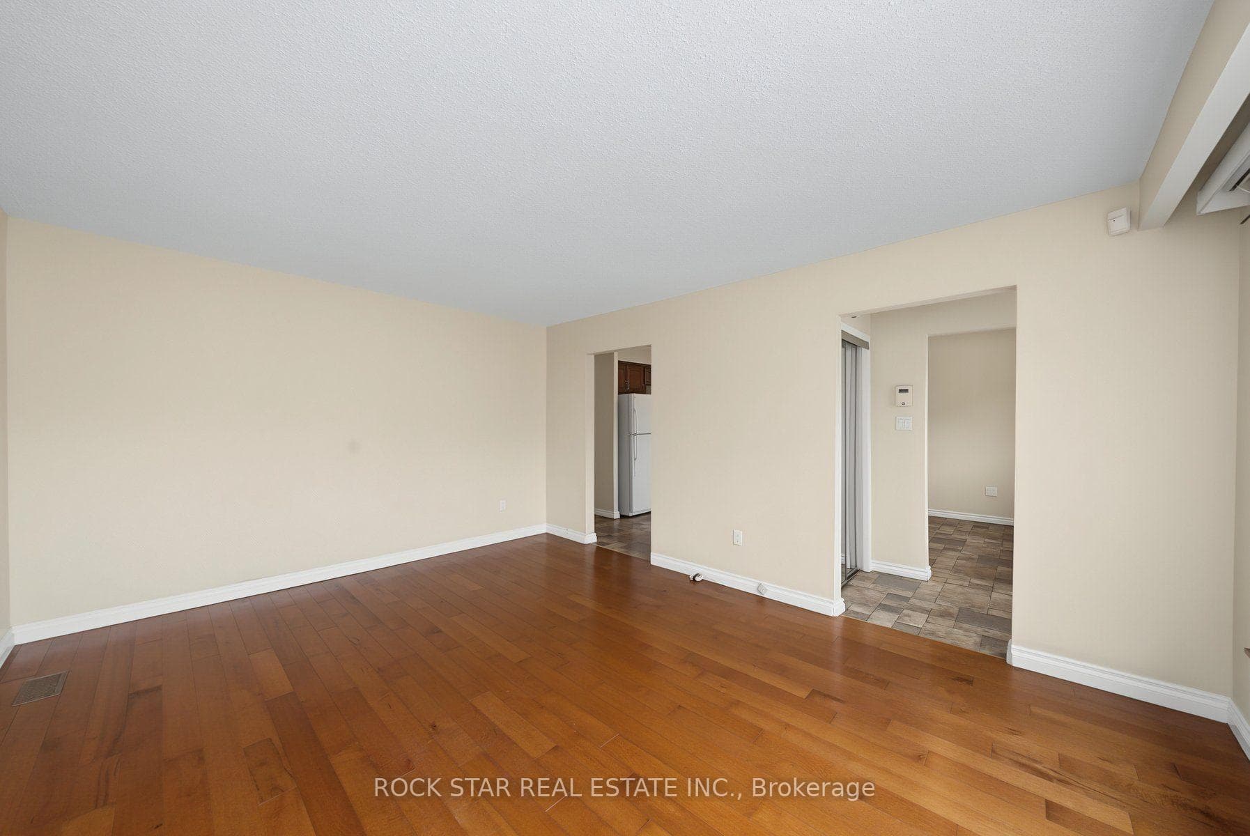 59 Aterno Drive Unit Main photo 4