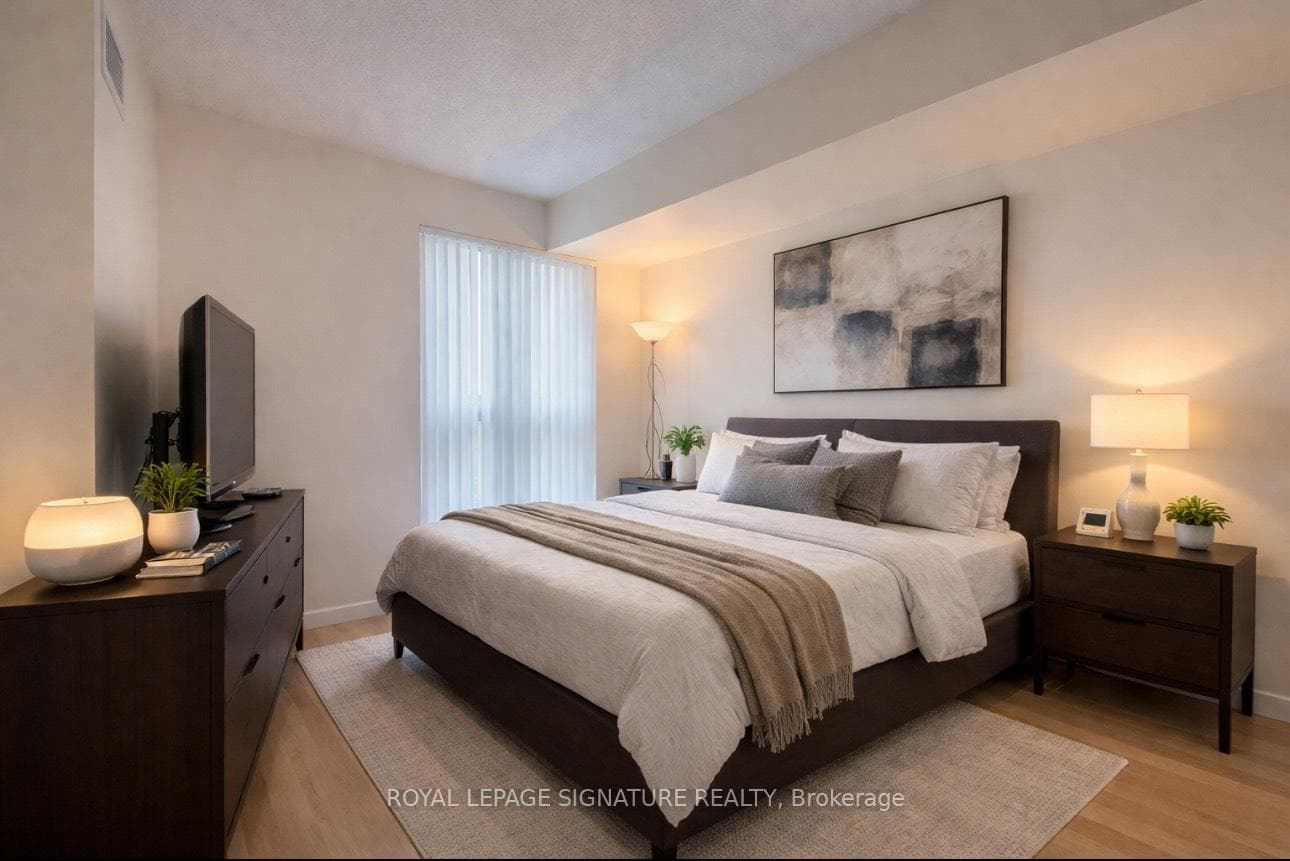 38 Lee Centre Drive Unit 706 photo 3