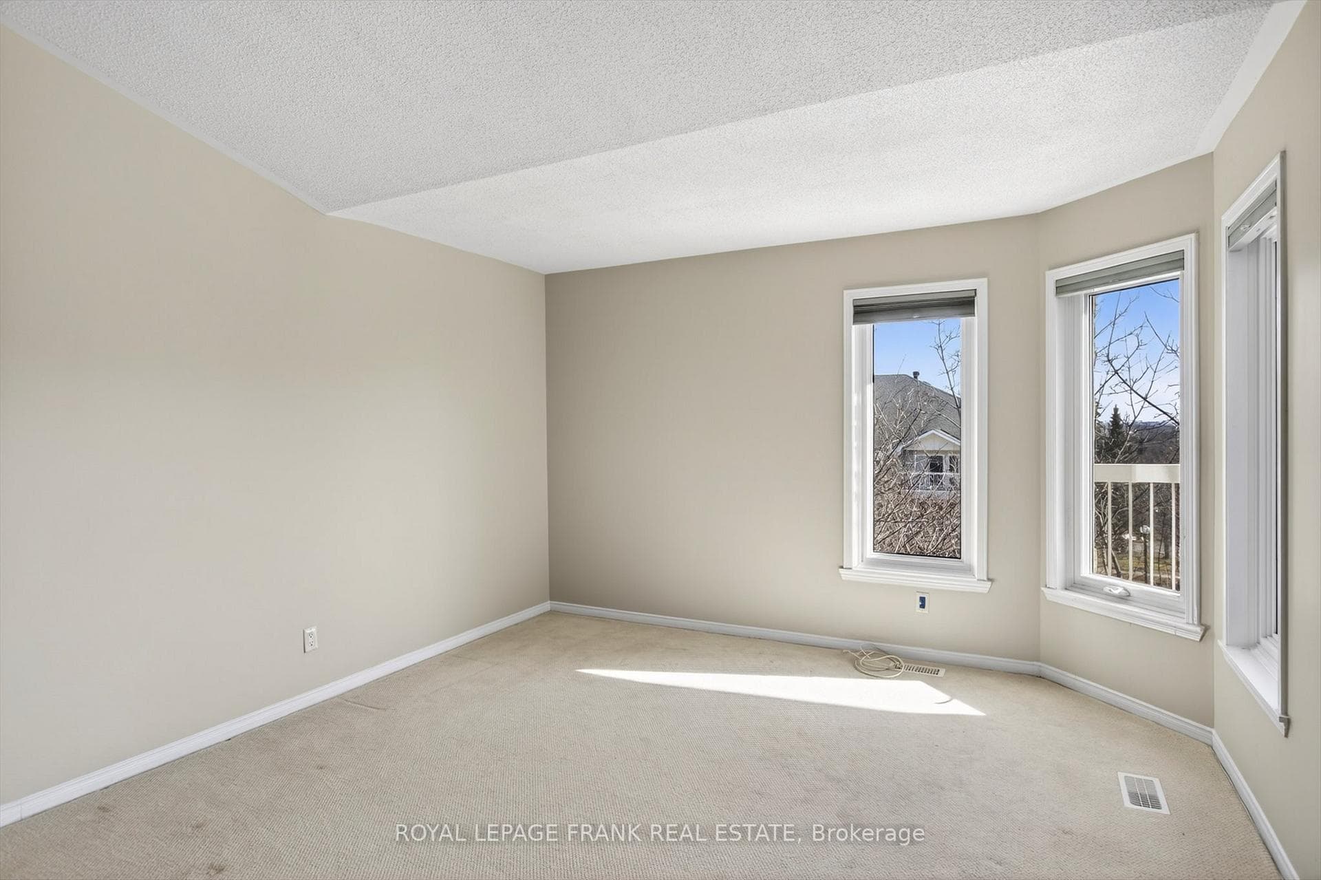 1099 Clonsilla Avenue Unit Bldg C #310 photo 16