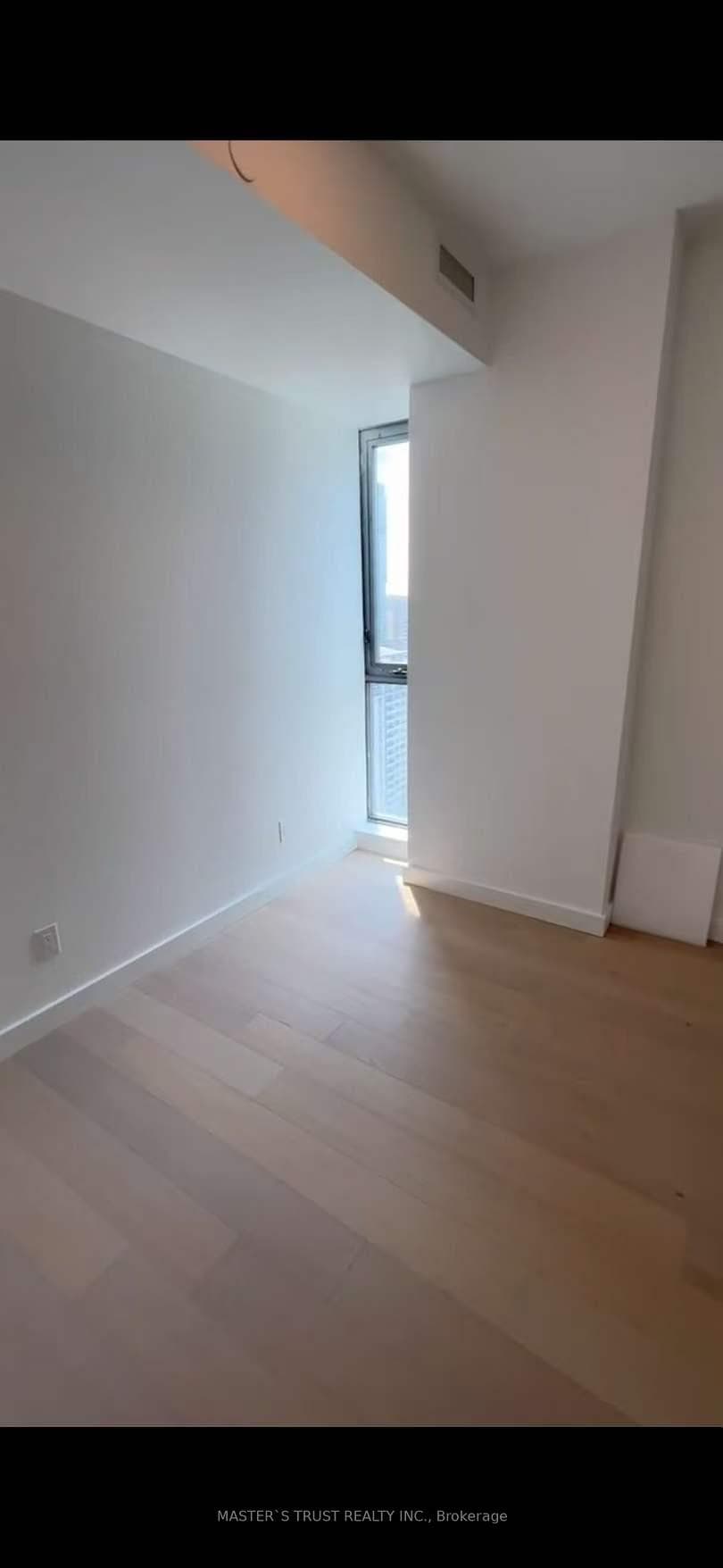 81 Wellesley Street Unit 2303 photo 4