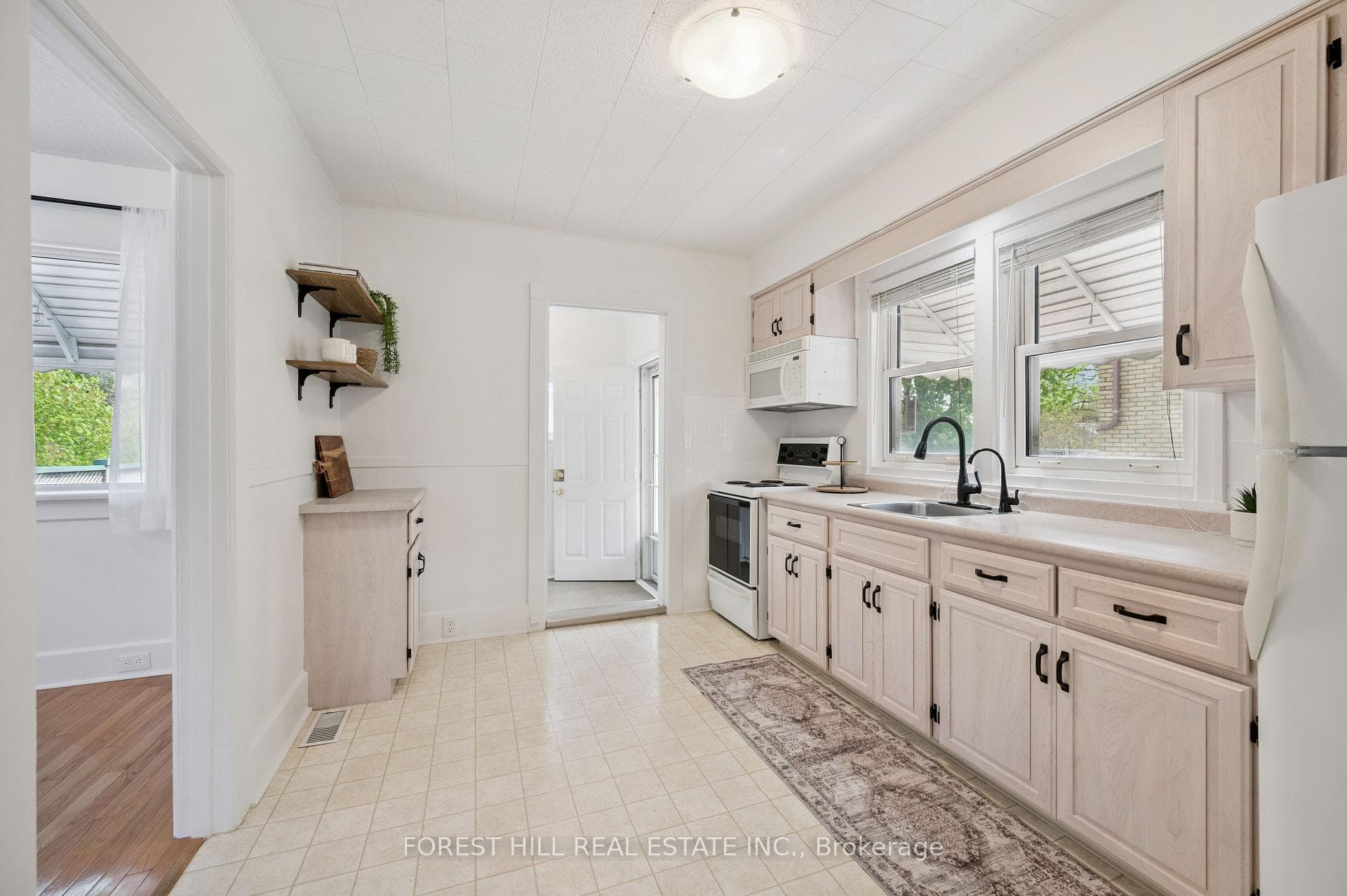 188 Wentworth Avenue photo 15