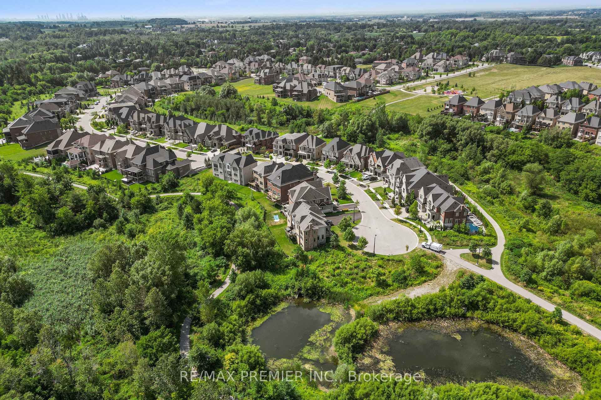 57 Hogan Court photo 45