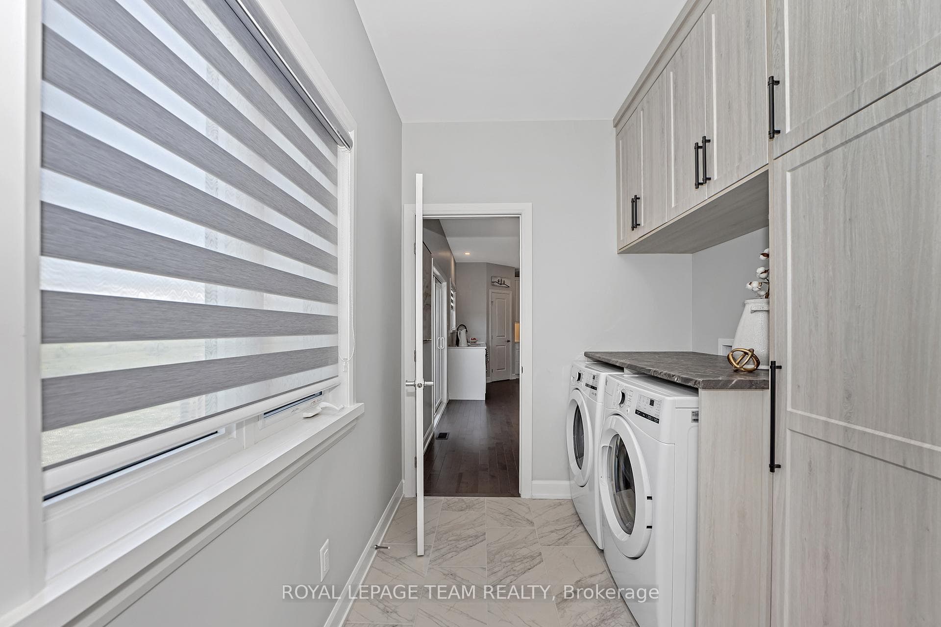 17 Isobel McEwan Street photo 19