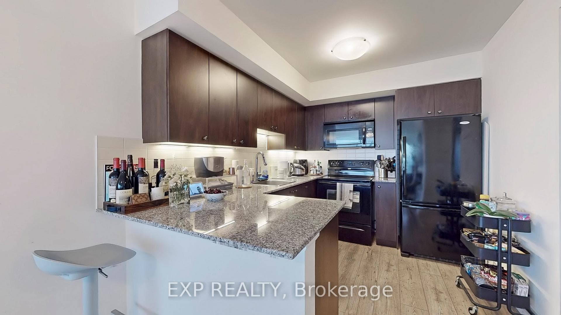 125 Village Green Square Unit 3104 photo 13