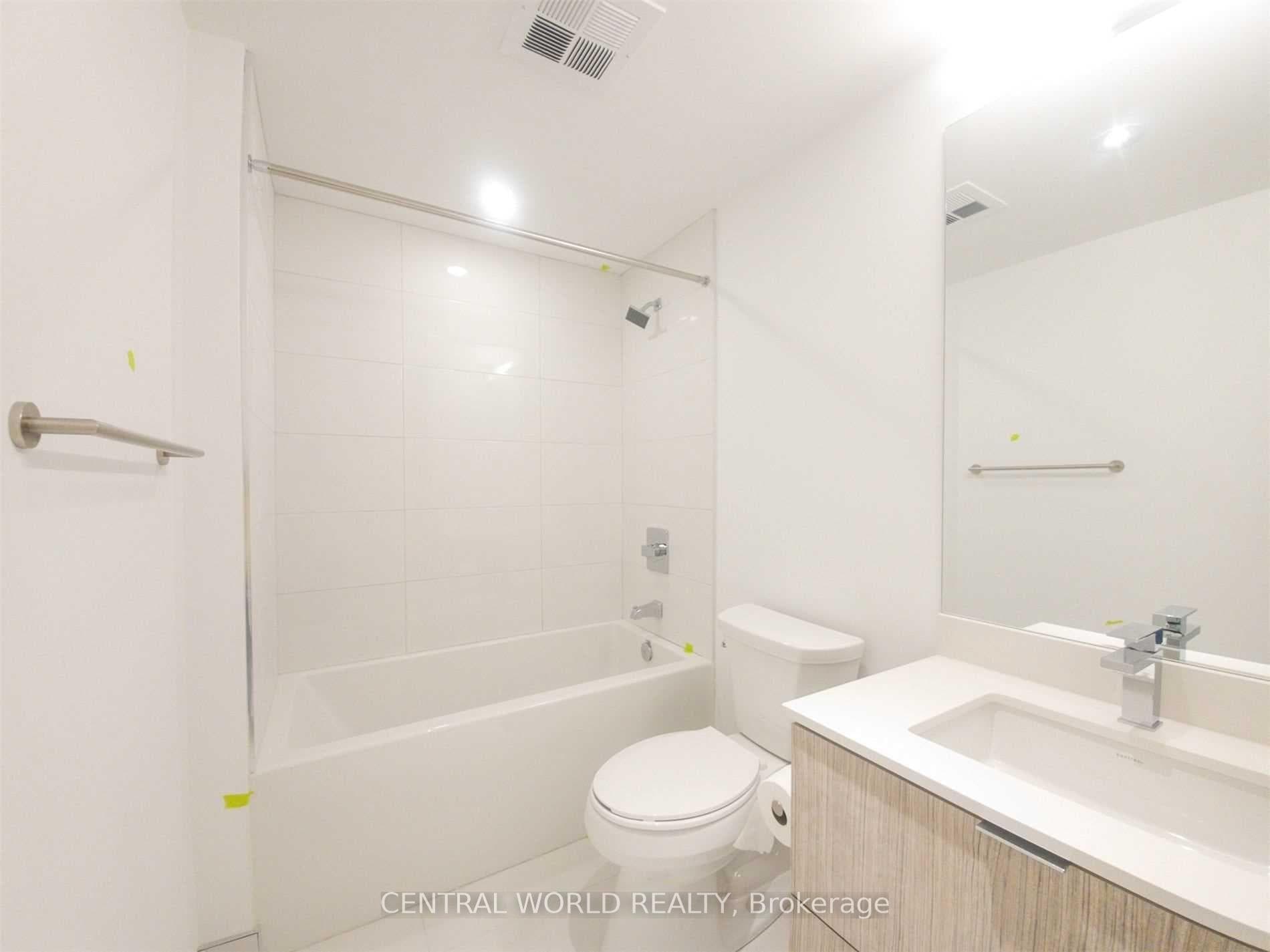395 BLOOR Street Unit 4005 photo 14