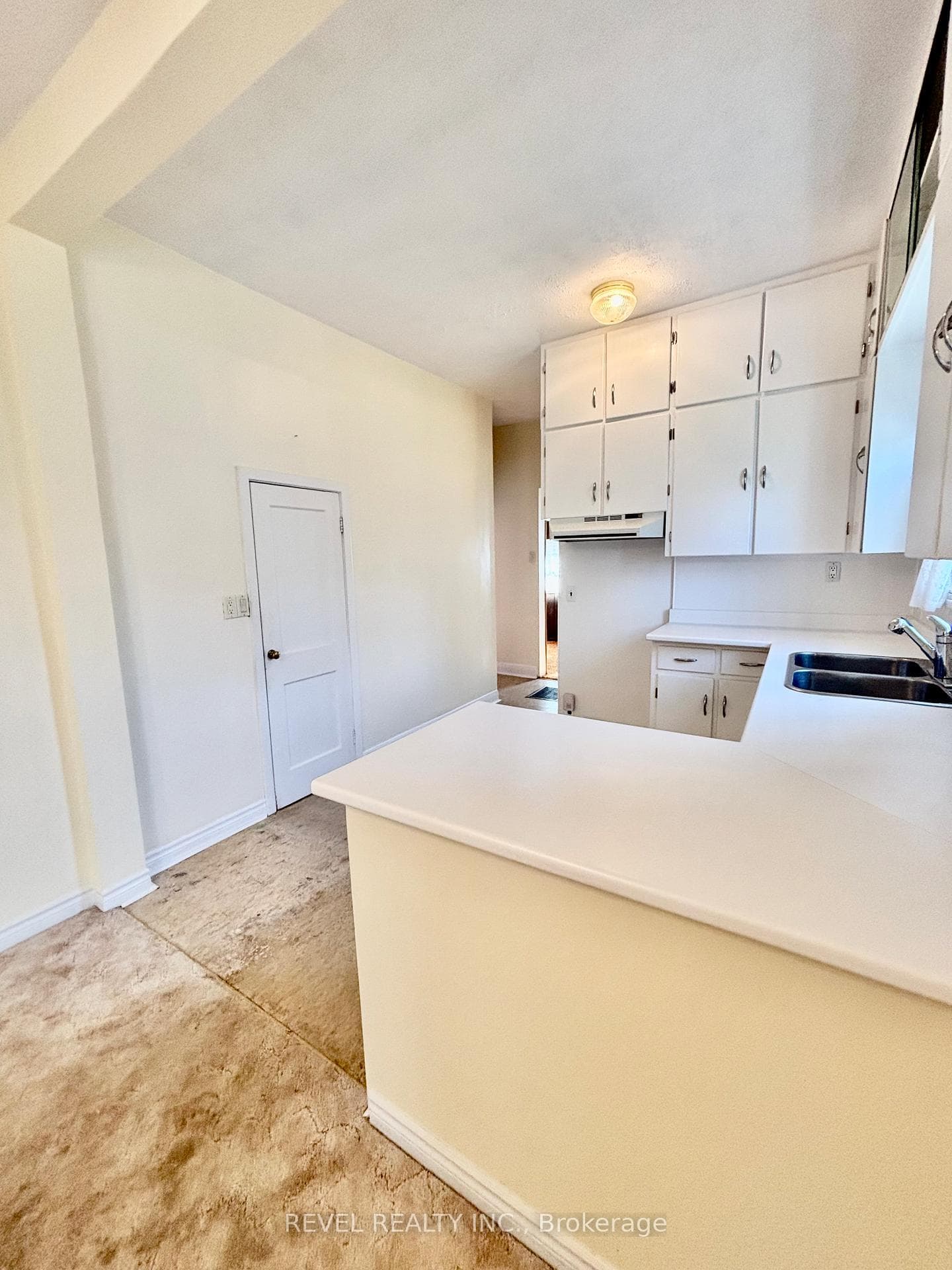 452 Seventh Avenue photo 12