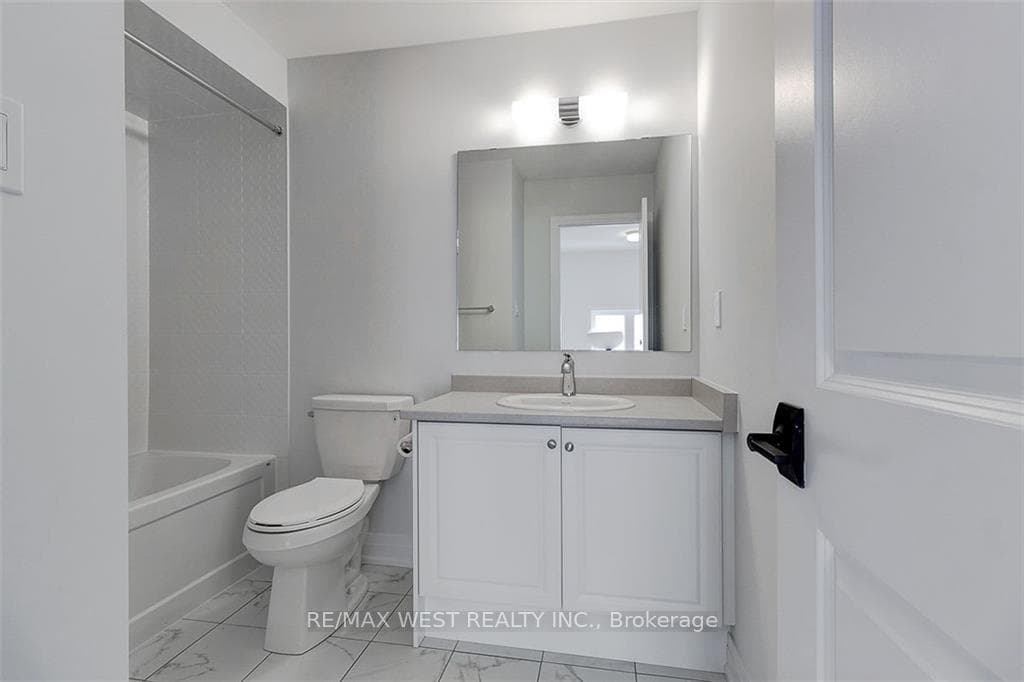 113 Hartley Avenue Unit 22 photo 19