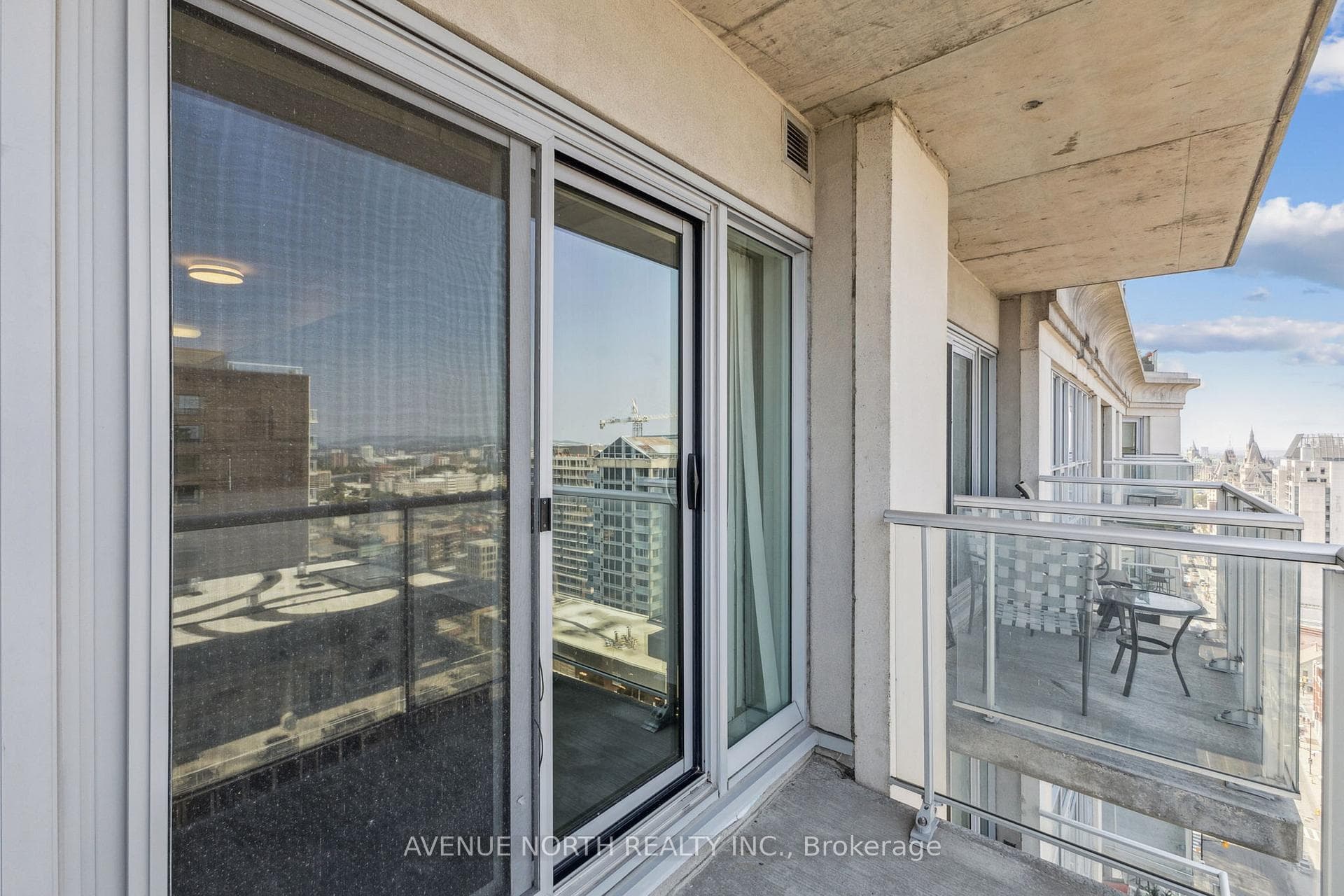 242 Rideau Street Unit 2604 photo 18