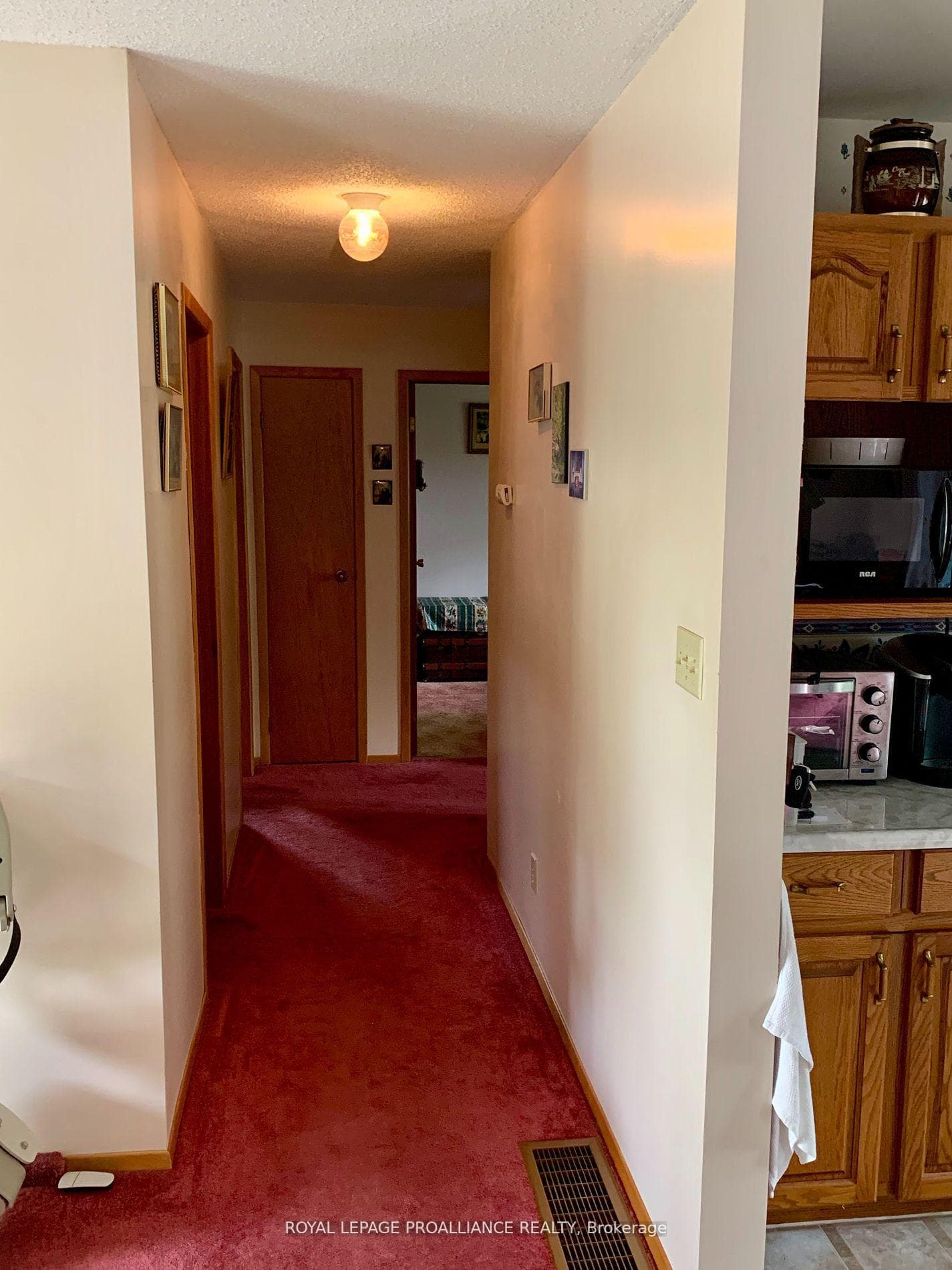 81 Westwind Crescent photo 23