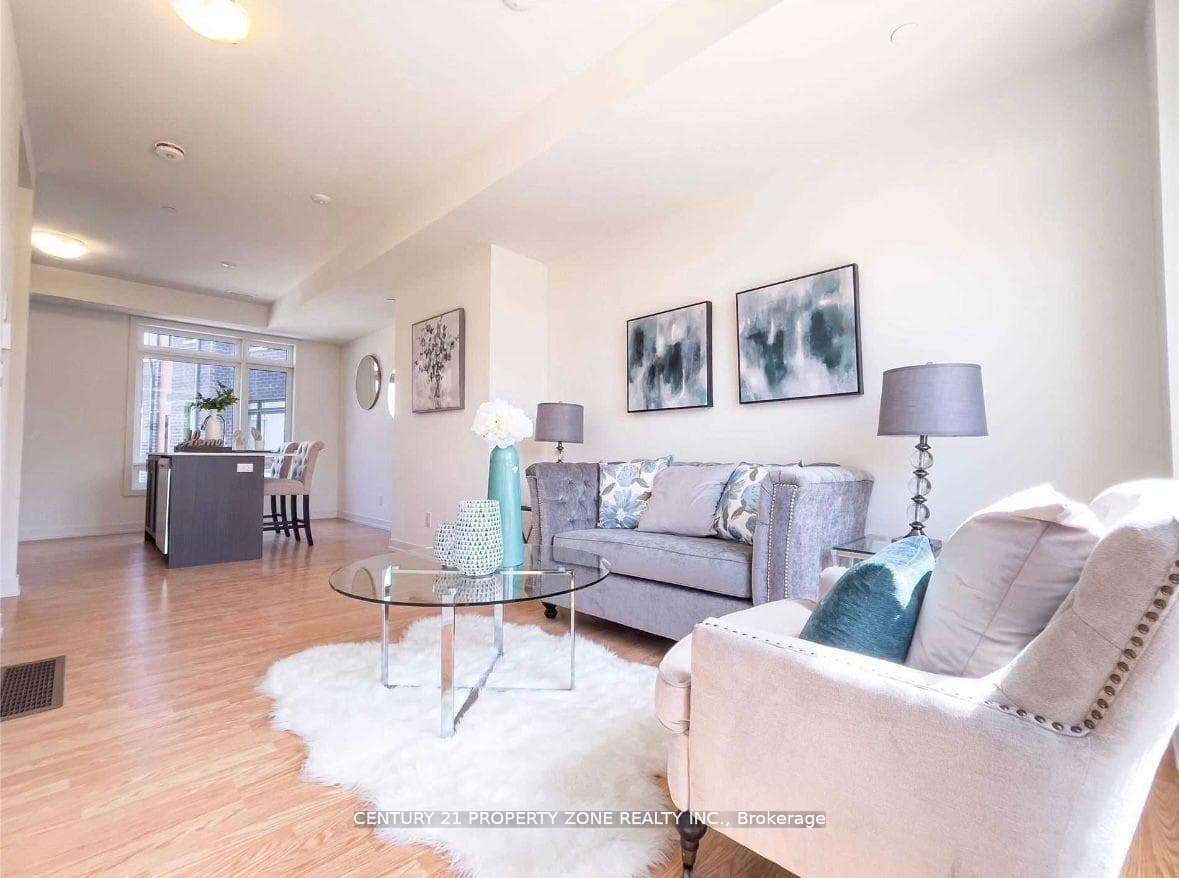370 Red Maple Road Unit 23 photo 7