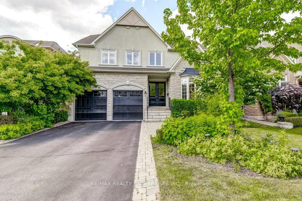 3303 Fox Run Circle photo 1