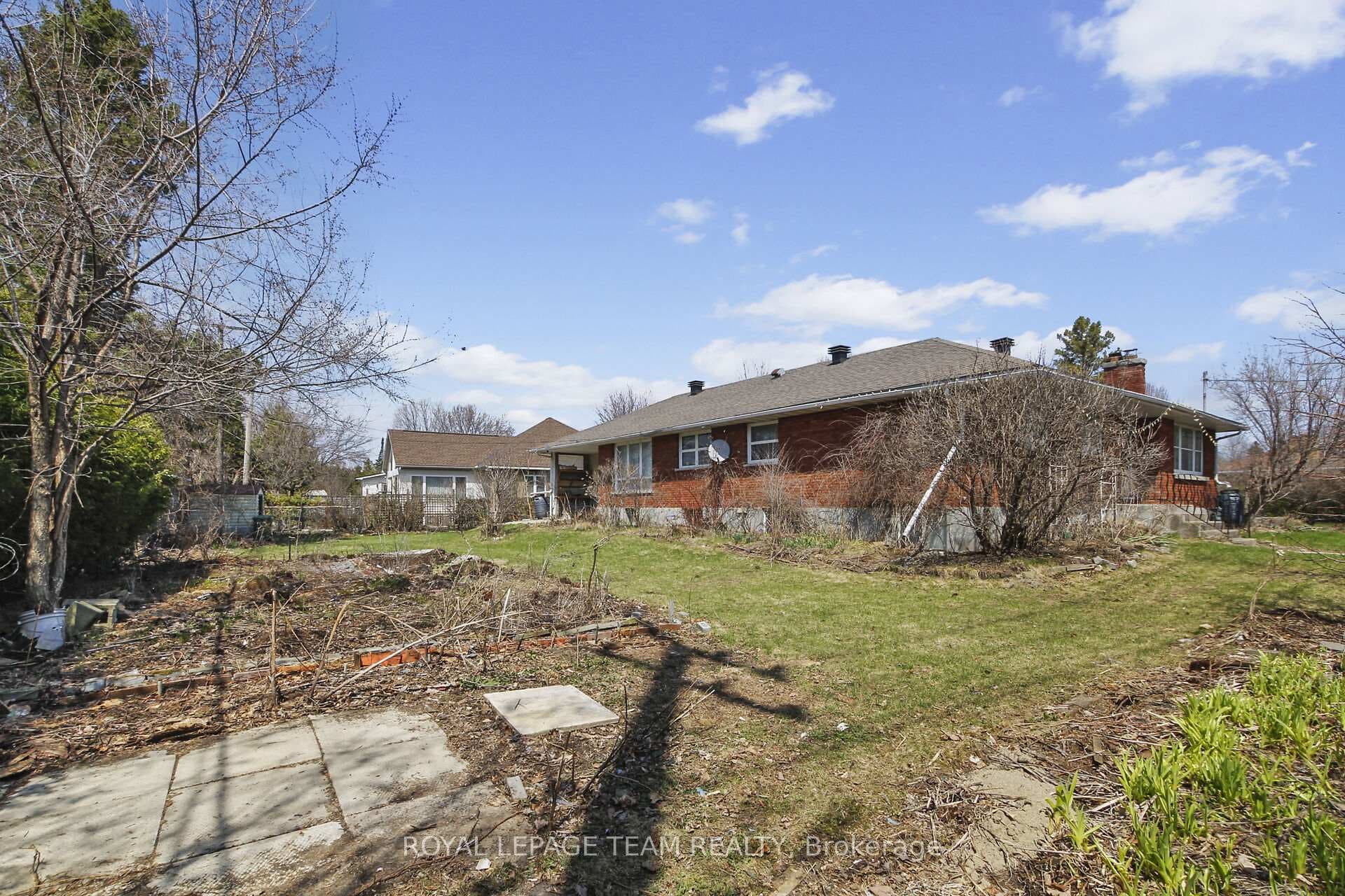 45 Capilano Drive photo 18