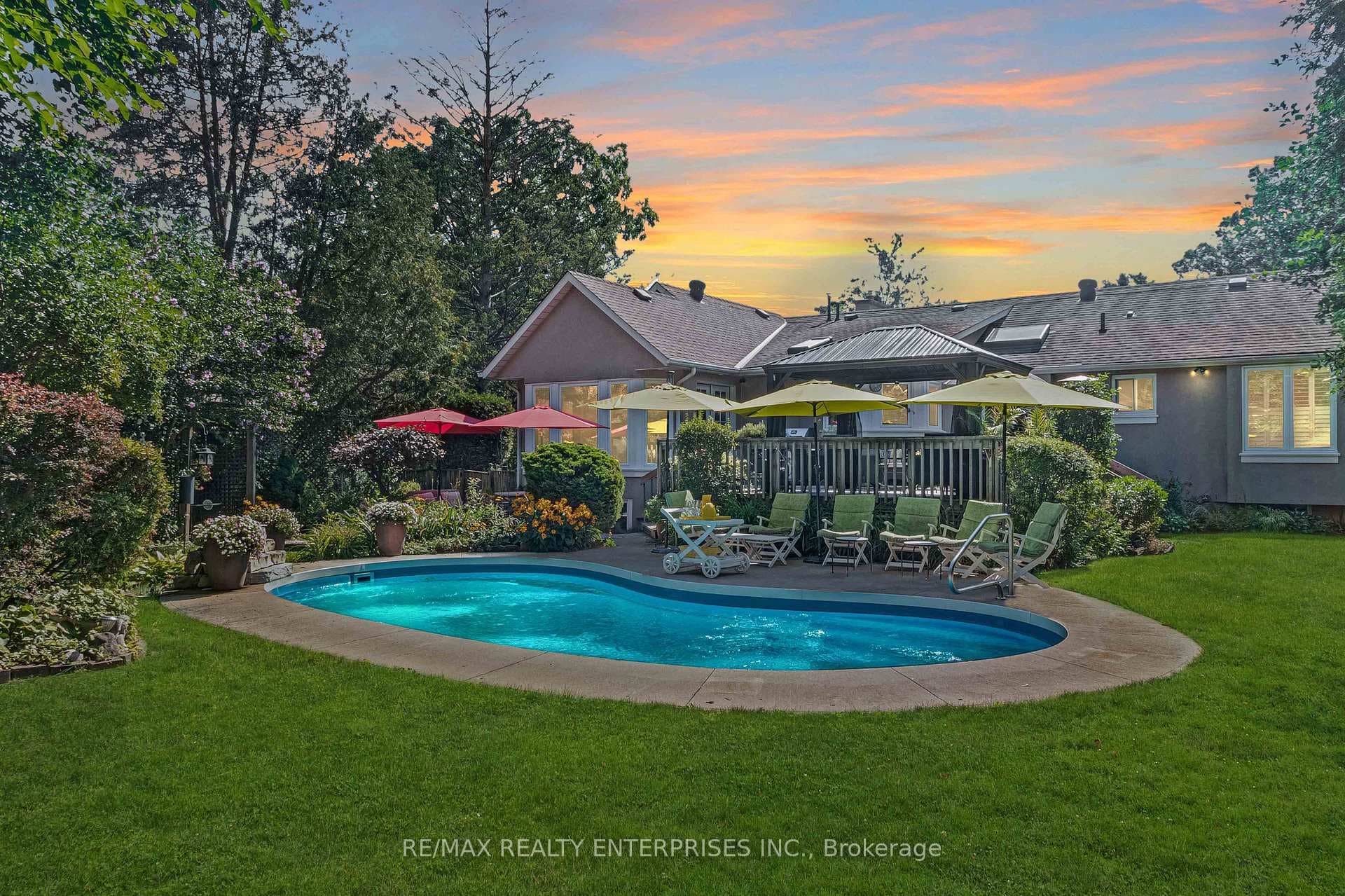 1255 Lorne Park Road photo 29