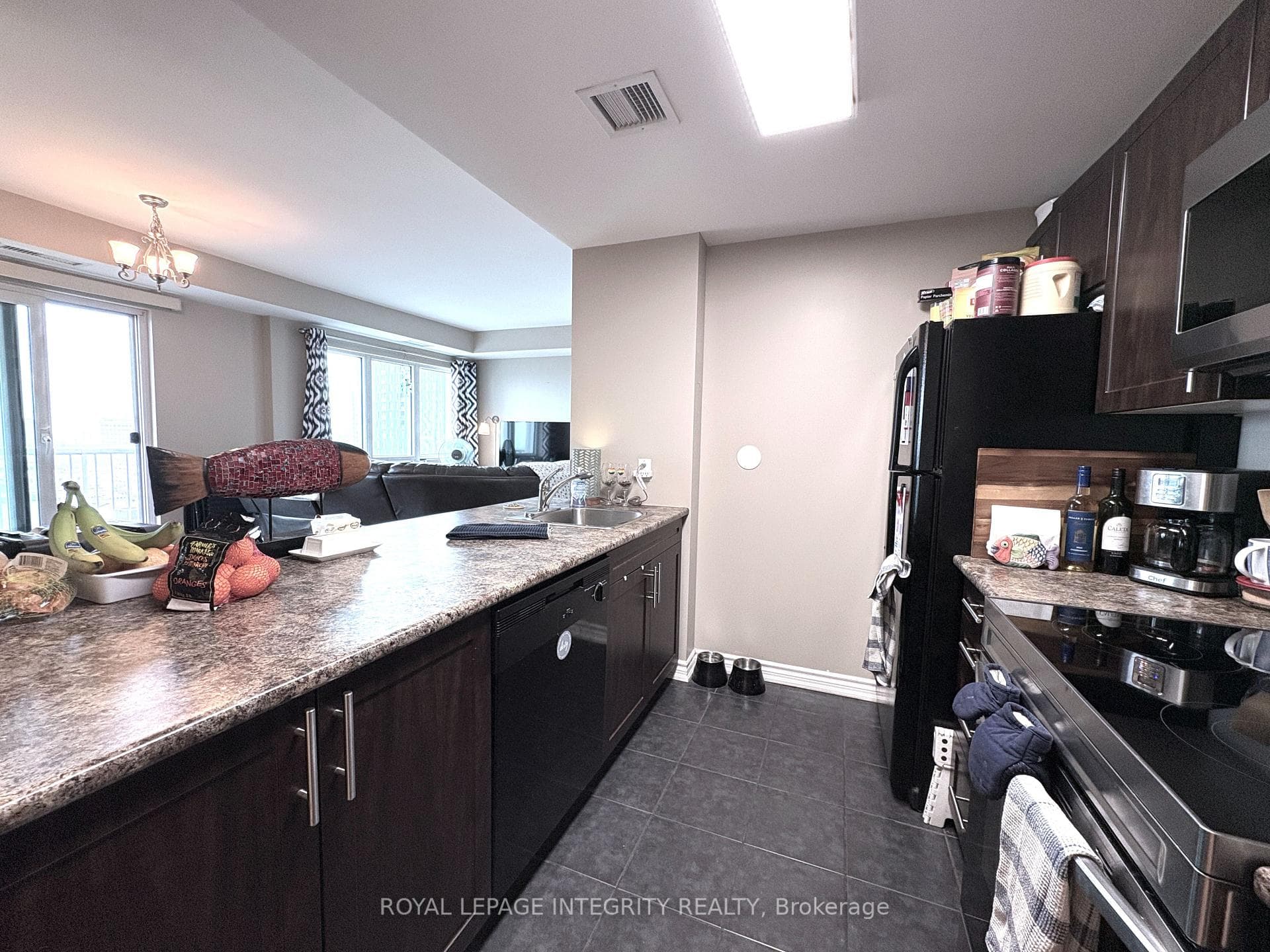 234 Rideau Street Unit 1808 photo 16