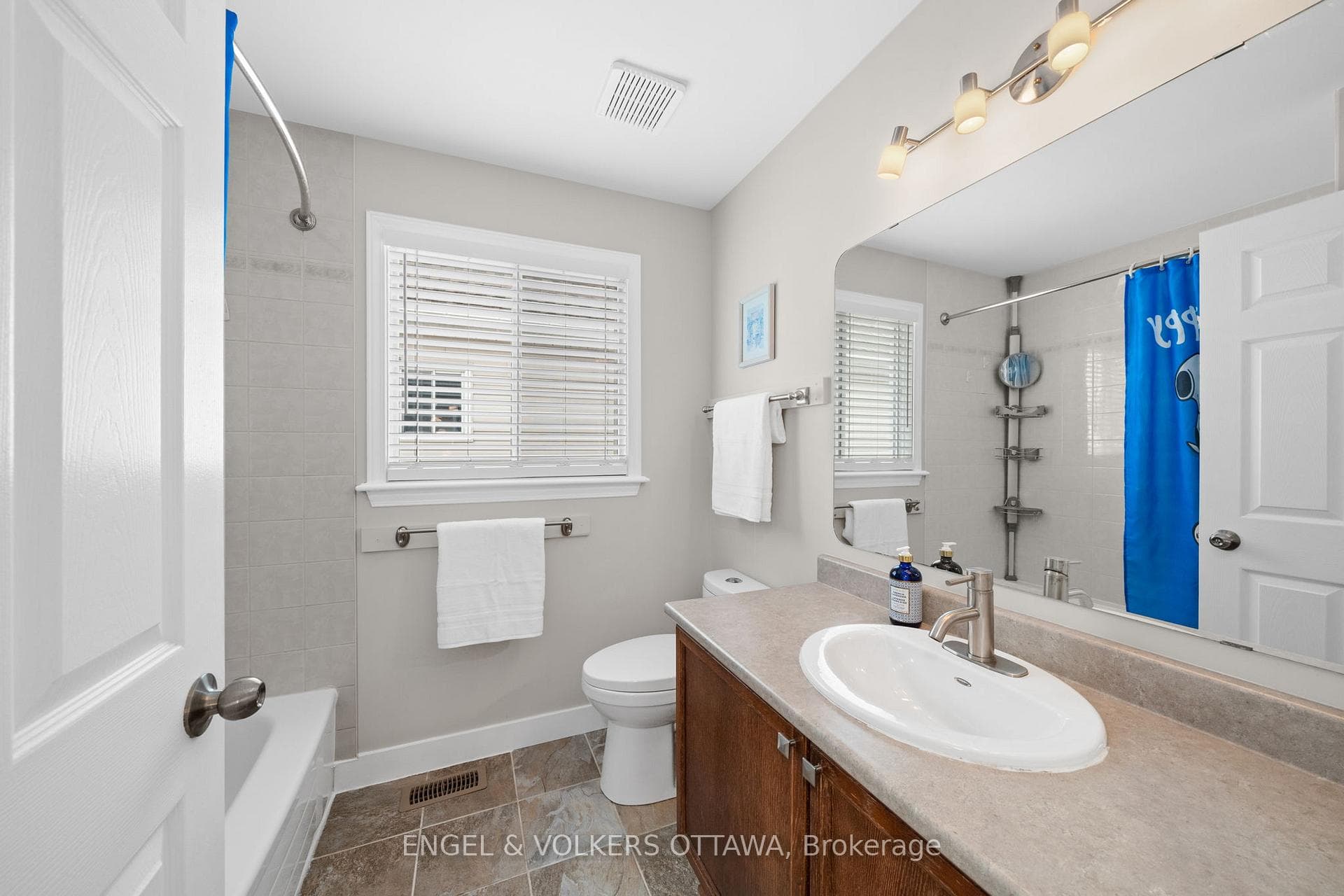 16 Mayford Avenue photo 22