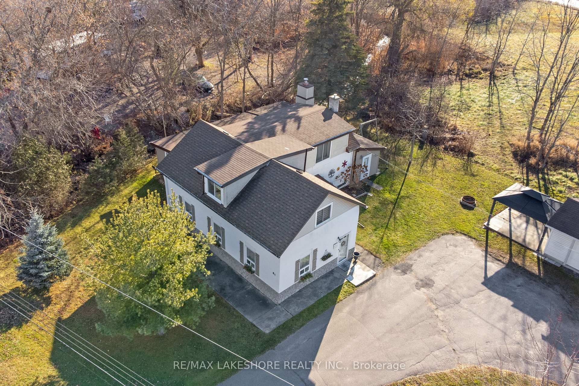 61 Toronto Street photo 32