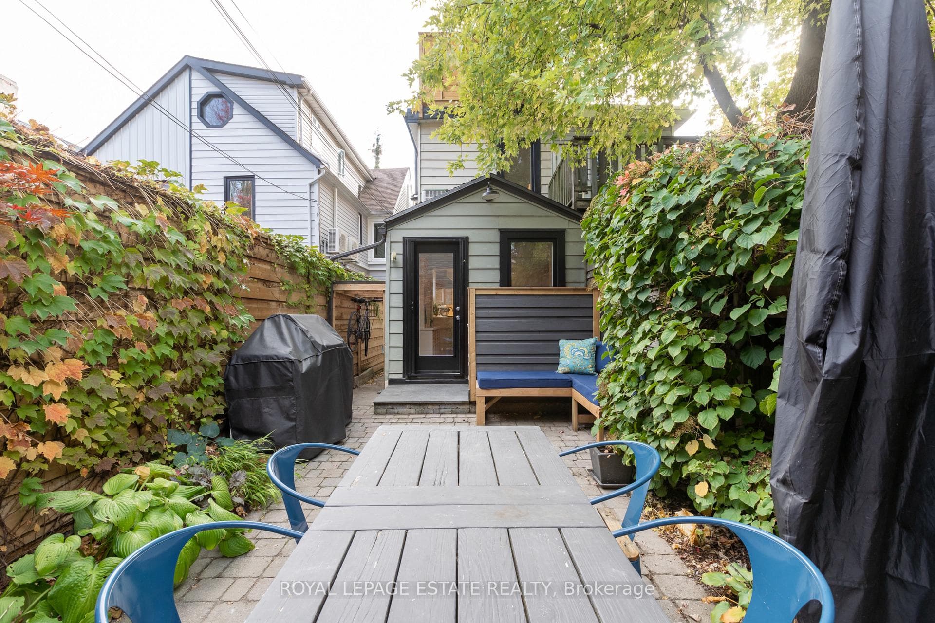 82 Dagmar Avenue photo 43