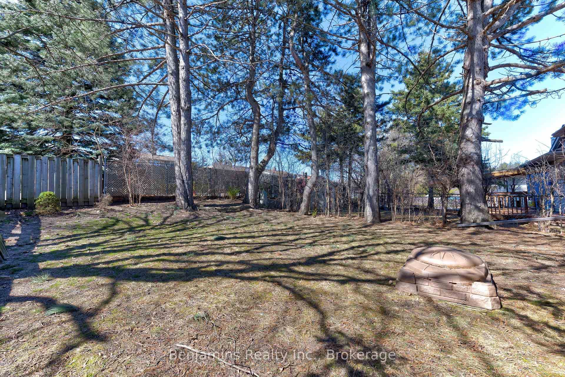115 Cedarhill Crescent photo 21