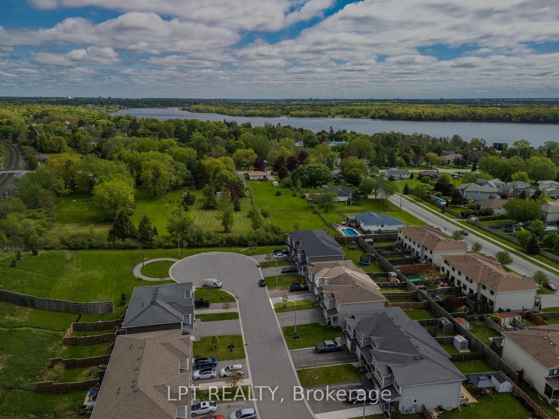 79 Amy Lynn Drive photo 33