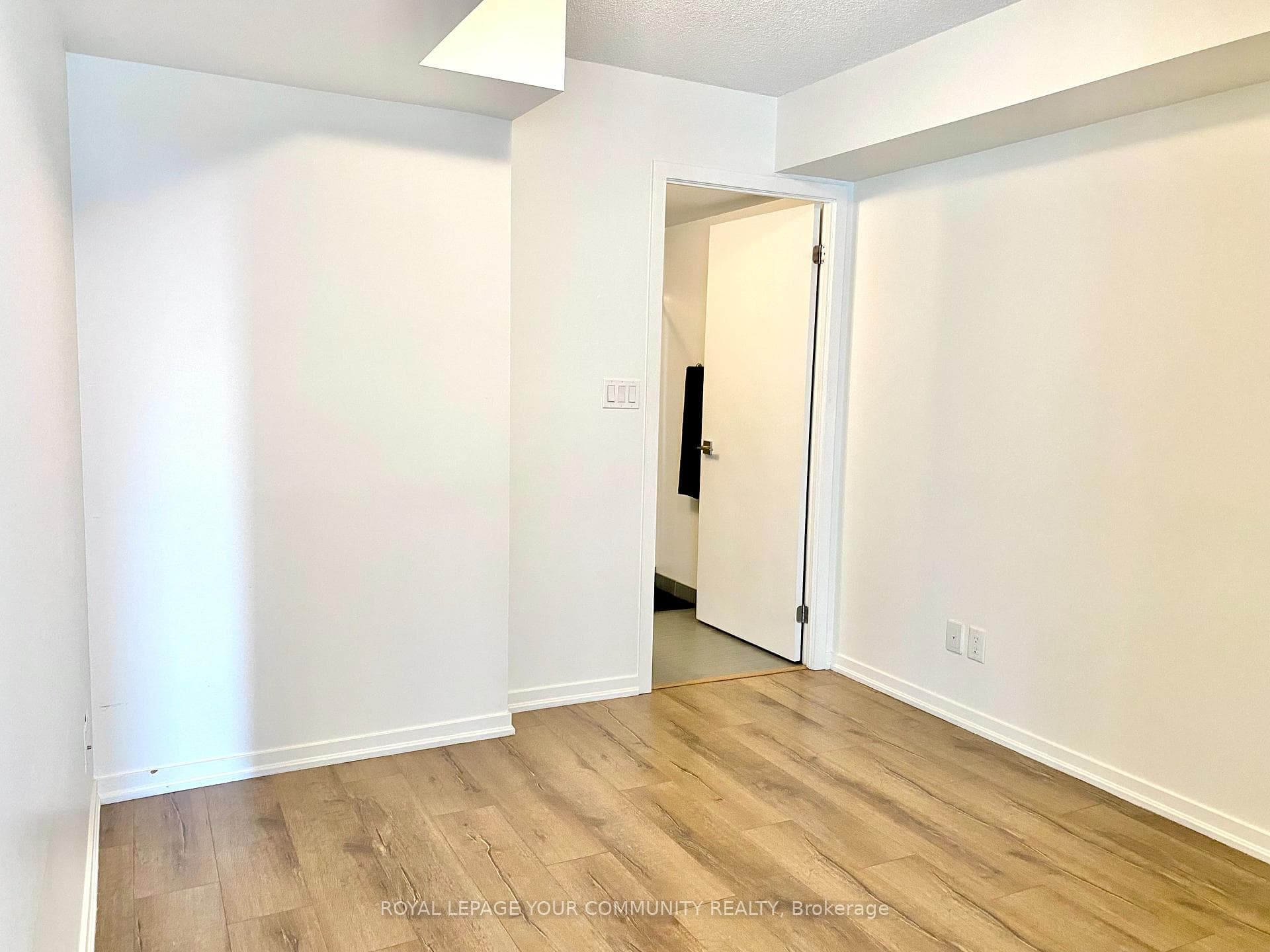 68 Abell Street Unit 1038 photo 4