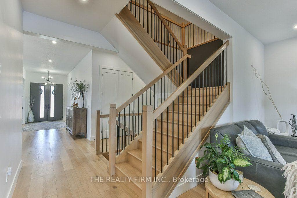 4 SYCAMORE Road photo 8
