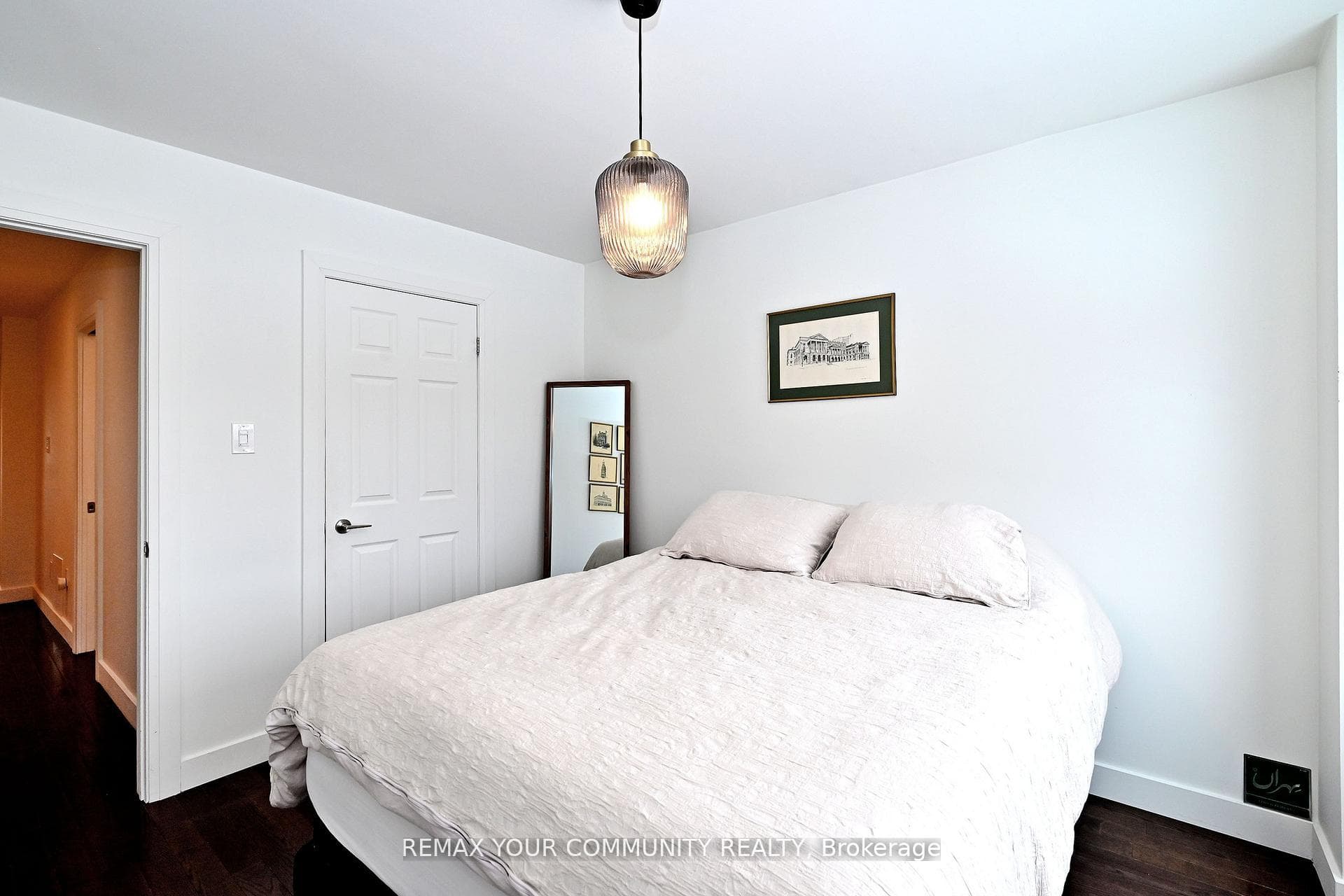 152 Vanguard Road photo 39
