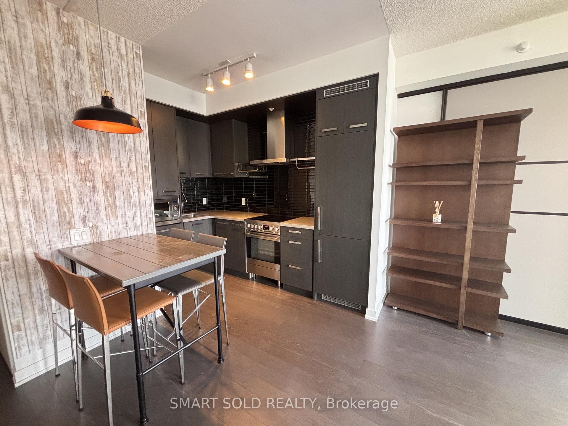 120 Bayview Avenue Unit S1306 photo 3