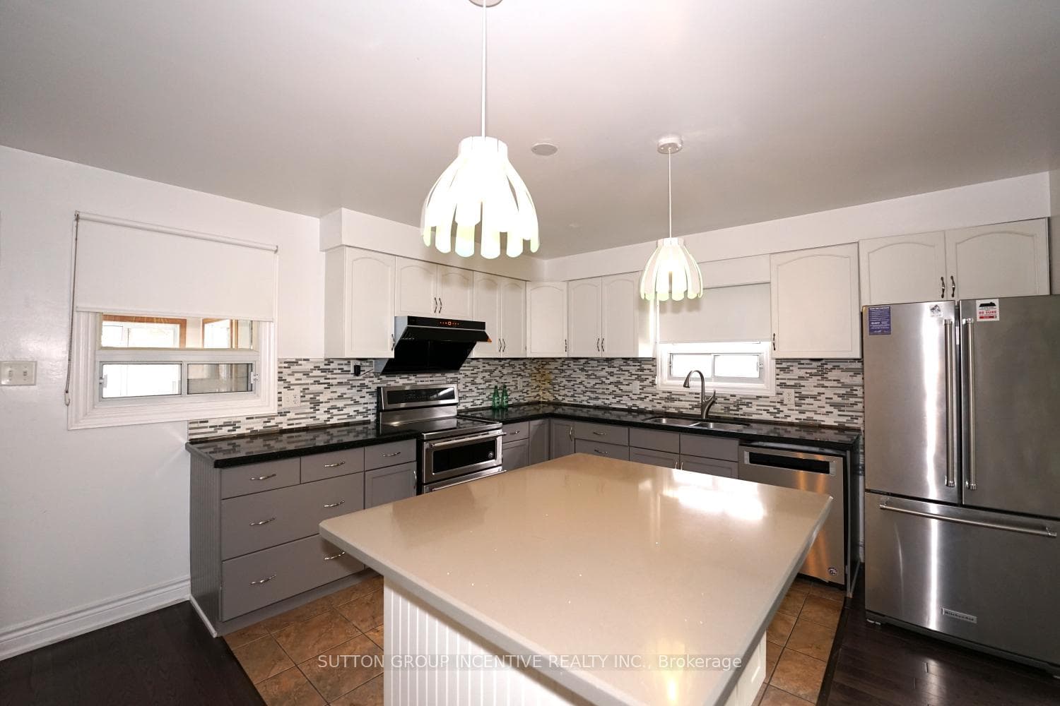 7 HURON Street photo 13