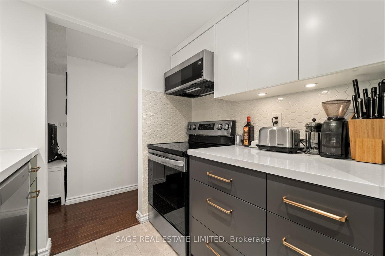 89 Lillian Street Unit 17 photo 20