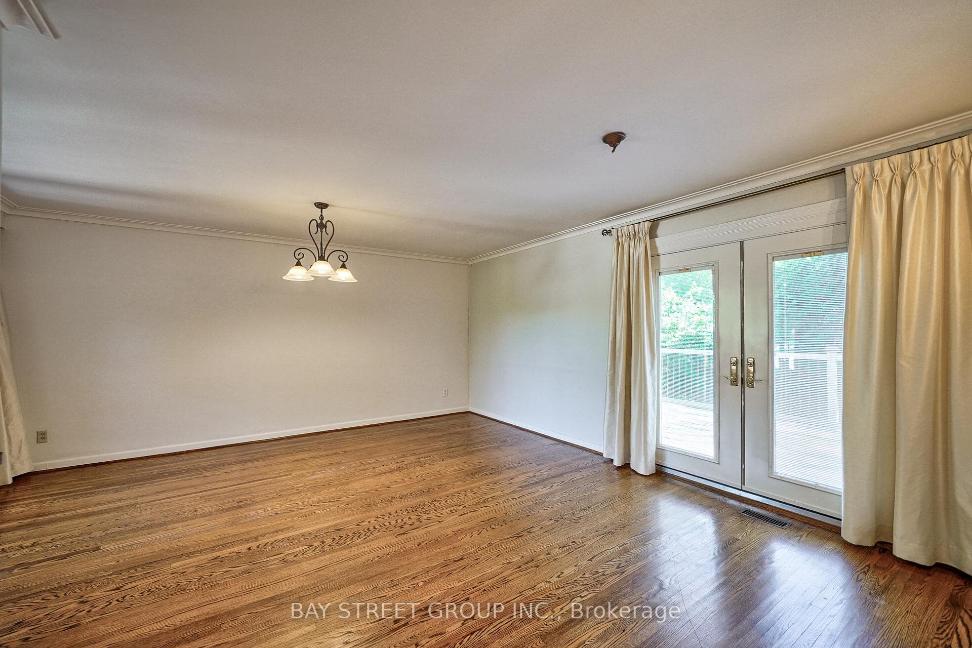 35 Camwood Crescent photo 7